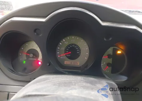 2004 Nissan Frontier Xe-V6 z USA, uszkodzony, nr VIN 1N6ED27Y54C449371